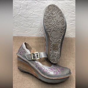 L'artiste Amrita Women's Mary Jane Wedge Gray Leather Size 7.5-8 EU 38 Shoes